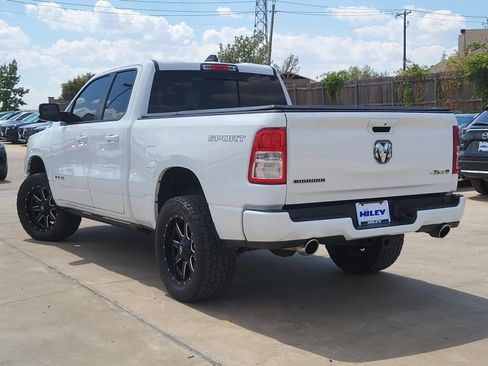 Used 2021 RAM 1500 Big Horn AWD/4WD image 3