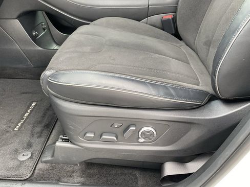 Certified 2025 Hyundai Palisade Calligraphy AWD/4WD image 12
