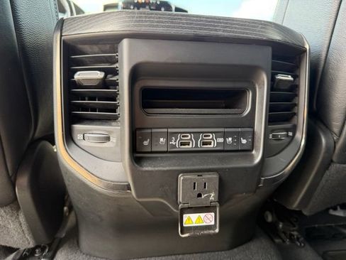 Used 2019 RAM 1500 Limited AWD/4WD image 27