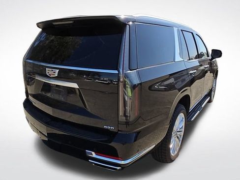 Used 2025 Cadillac Escalade Premium Luxury AWD/4WD image 3