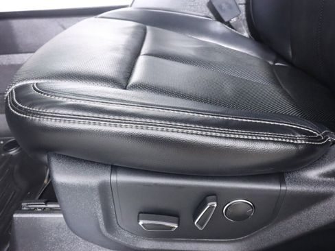 Used 2018 Ford F150 Lariat w/ Equipment Group 501A Mid image 40