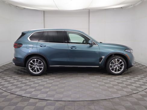 Certified 2026 BMW X5 sDrive40i RWD image 5