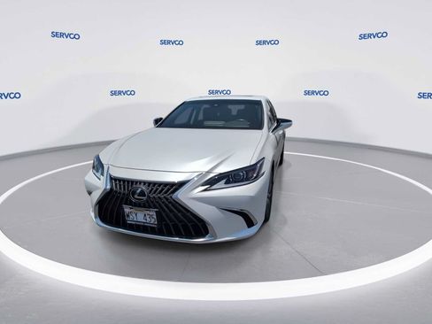 Used 2023 Lexus ES 350 FWD image 3