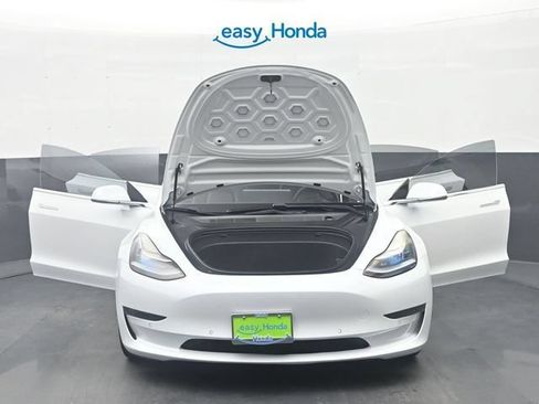 Used 2018 Tesla Model 3 Mid Range RWD image 34
