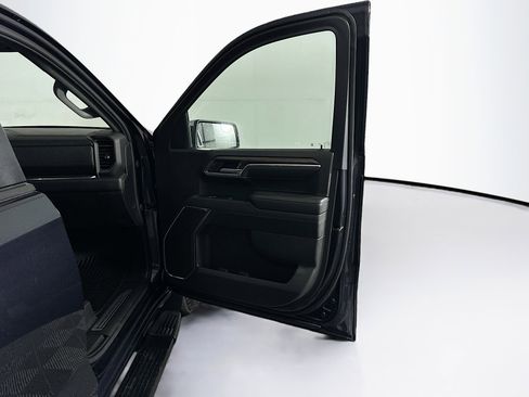 Used 2023 Chevrolet Silverado 1500 LT AWD/4WD image 31