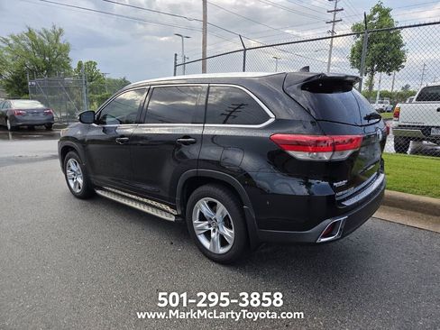 Used 2017 Toyota Highlander Limited FWD image 9