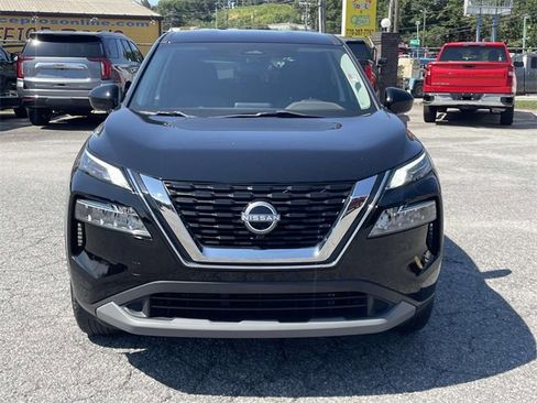 Used 2023 Nissan Rogue SV image 10