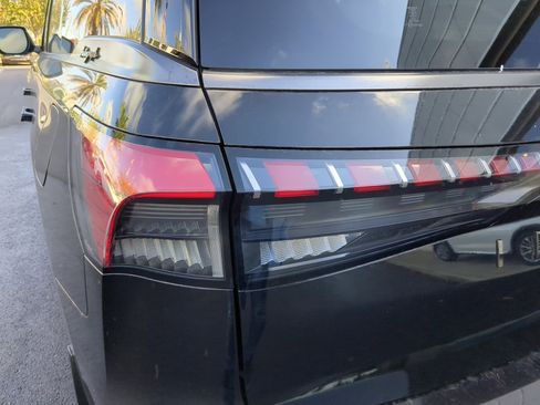 New 2026 INFINITI QX80 Autograph image 10