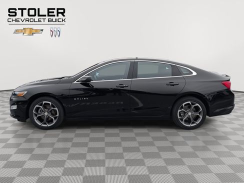 Used 2023 Chevrolet Malibu LT image 2