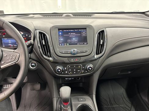Certified 2024 Chevrolet Equinox RS w/ LPO, Floor Liner Package image 17