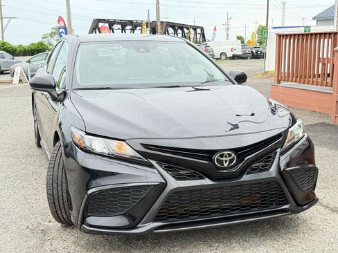 Used 2021 Toyota Camry SE image 75
