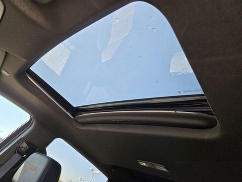 Used 2024 Chevrolet Silverado 2500 High Country w/ High Country Premium Package image 3