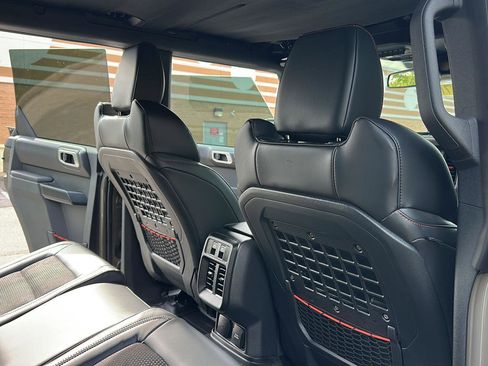 Used 2025 Ford Bronco Raptor AWD/4WD image 33