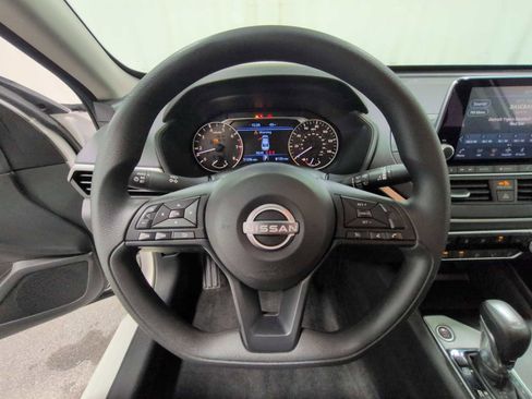 Used 2024 Nissan Altima 2.5 S AWD/4WD image 15