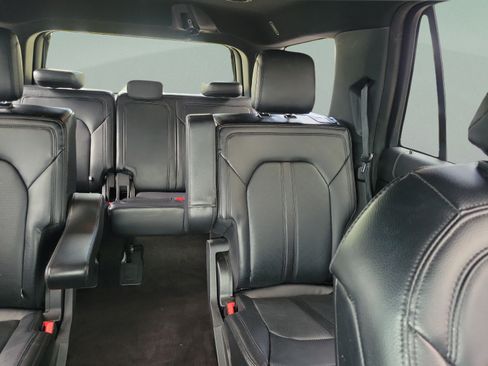 Used 2020 Ford Expedition Limited w/ Equipment Group 302A RWD image 10