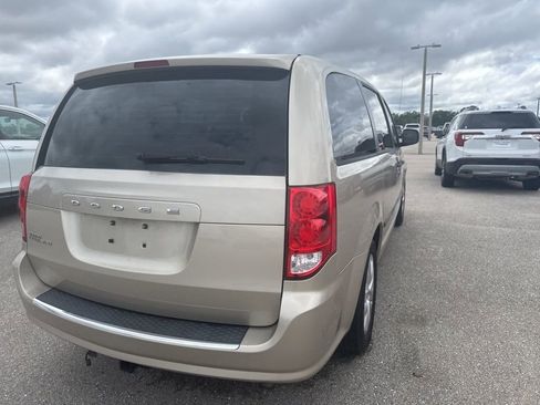 Used 2014 Dodge Grand Caravan American Value Package image 7