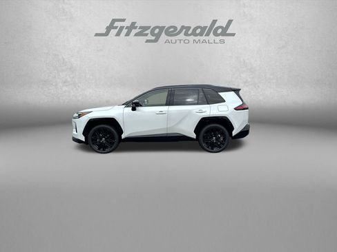 Used 2026 Toyota RAV4 XSE w/ Weather Package AWD/4WD image 4