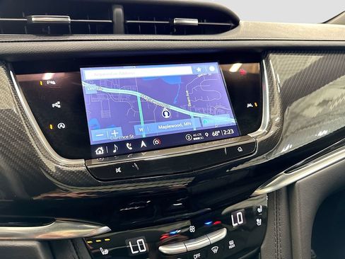 Used 2025 Cadillac XT6 Sport w/ Technology Package AWD/4WD image 15