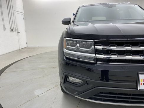 Used 2019 Volkswagen Atlas SE w/ Panoramic Sunroof Package AWD/4WD image 16