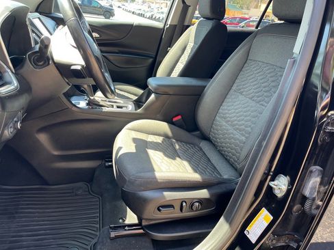 Used 2018 Chevrolet Equinox LT image 13