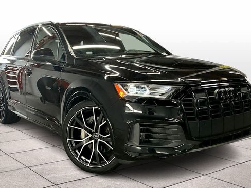 Used 2022 Audi Q7 3.0T Prestige image 2