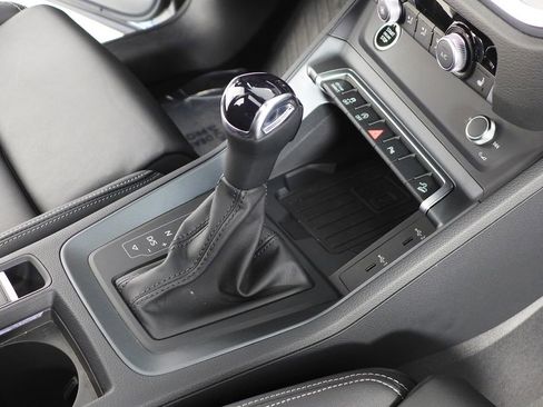 Used 2025 Audi Q3 2.0T Premium w/ Convenience Package image 9