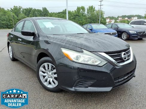 Used 2016 Nissan Altima 2.5 S w/ Power Driver Seat Package FWD image 1