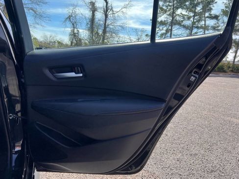 Used 2020 Toyota Corolla SE image 18