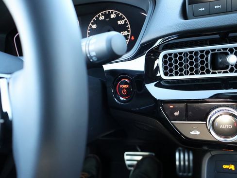 Certified 2025 Honda Civic Sport image 25