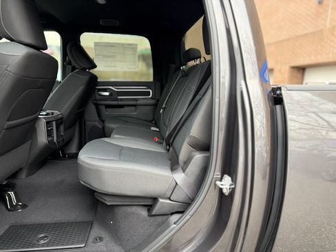 New 2026 RAM 2500 Big Horn AWD/4WD image 21