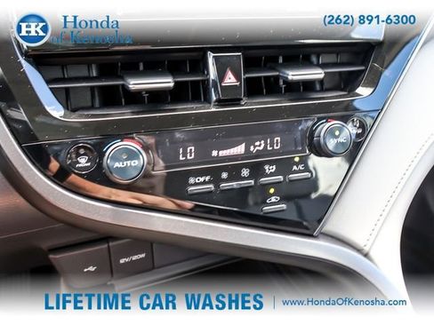 Used 2024 Toyota Camry SE FWD image 18