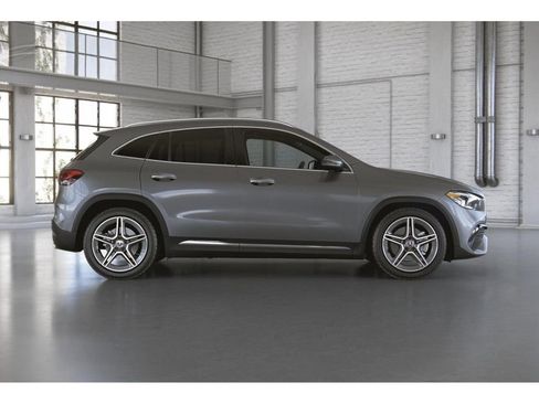 Certified 2023 Mercedes-Benz GLA 250 4MATIC image 17