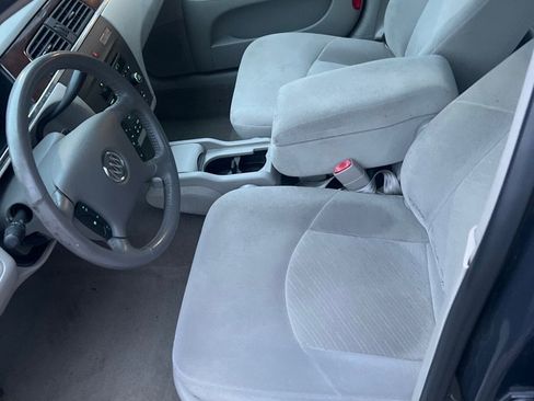 Used 2008 Buick LaCrosse CX image 5