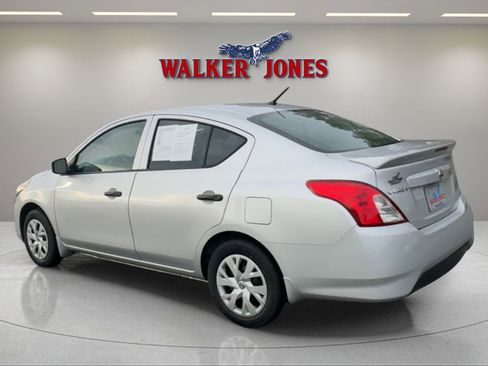 Used 2018 Nissan Versa S Plus image 5