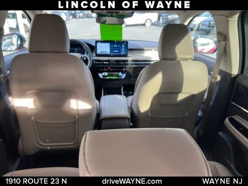 Certified 2023 Lincoln Corsair FWD image 24