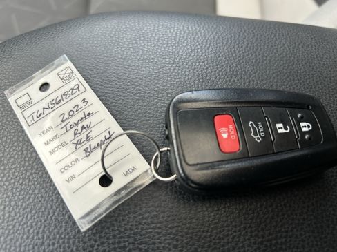 Certified 2023 Toyota RAV4 XLE w/ Convenience Package AWD/4WD image 35
