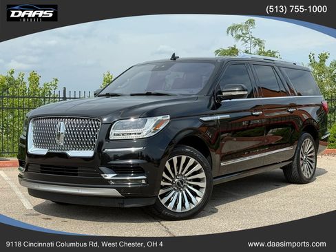Used 2018 Lincoln Navigator L Reserve w/ Technology Package AWD/4WD image 1
