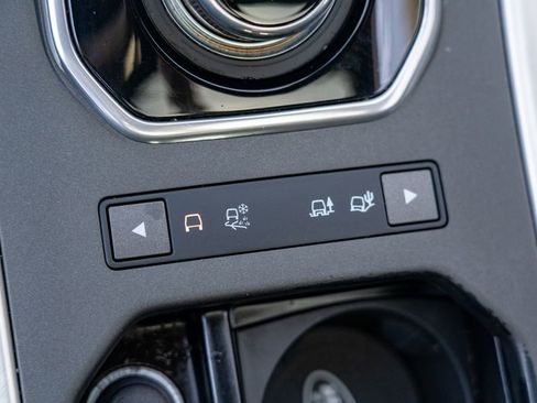 Used 2017 Land Rover Range Rover Evoque HSE image 29