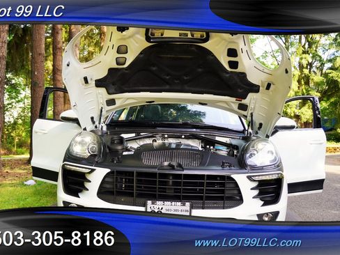 Used 2017 Porsche Macan AWD/4WD image 26