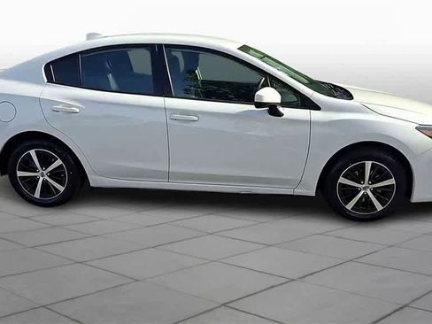 Used 2019 Subaru Impreza 2.0i Premium image 9