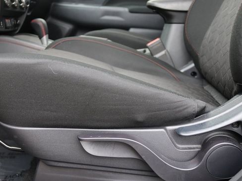 Used 2025 Mitsubishi Outlander Sport LE image 17