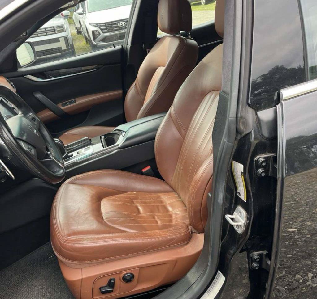Used 2014 Maserati Ghibli S Q4 AWD/4WD image 2