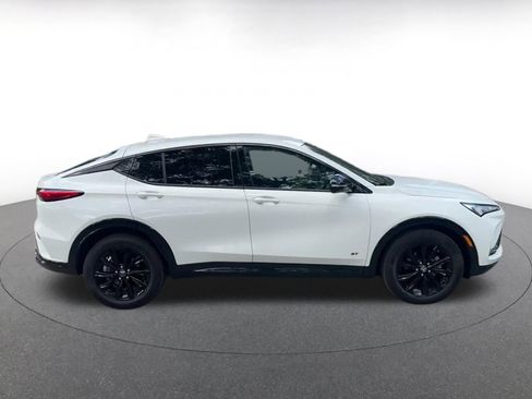 Used 2025 Buick Envista Sport Touring image 16