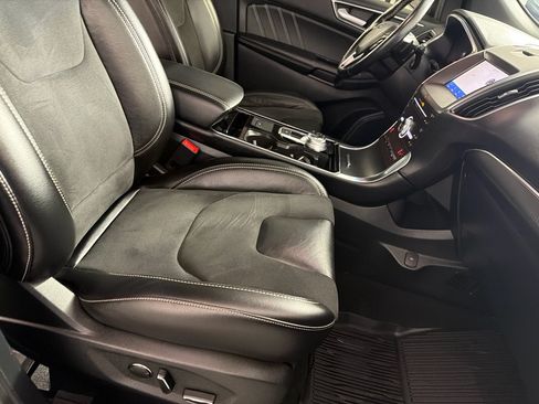 Used 2019 Ford Edge ST AWD/4WD image 25