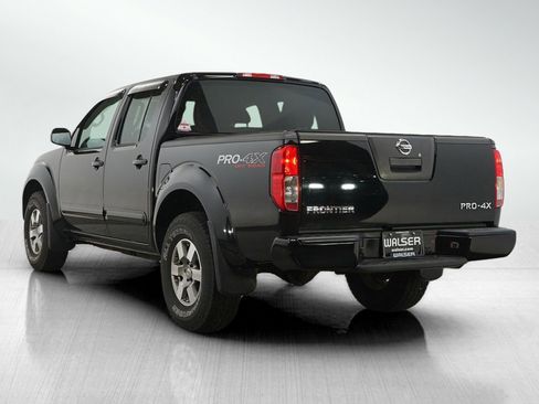 Used 2012 Nissan Frontier PRO-4X AWD/4WD image 3