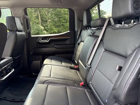 Used 2024 GMC Sierra 1500 Denali AWD/4WD image 19
