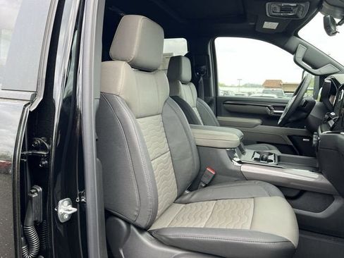 New 2026 Chevrolet Silverado 2500 ZR2 AWD/4WD image 29