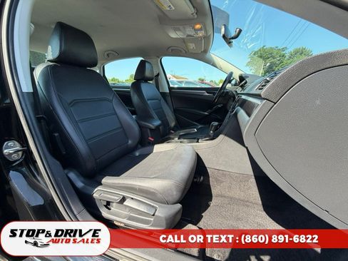Used 2016 Volkswagen Passat 1.8T R-Line FWD image 17