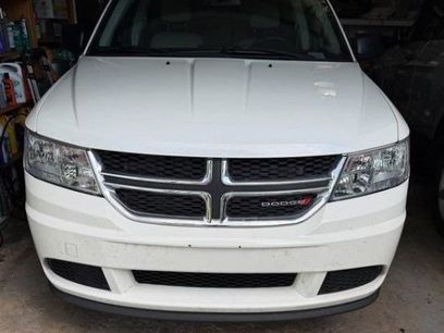 Used 2018 Dodge Journey SE w/ Safe & Sound Group