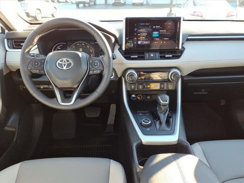 Used 2024 Toyota RAV4 XLE Premium image 12